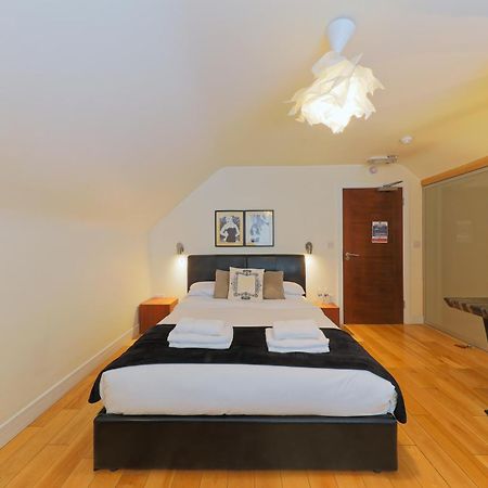 Stay 2A Boutique Rooms フォークストン エクステリア 写真